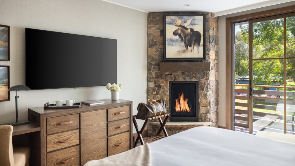 King Fireplace Balcony Hotel Room